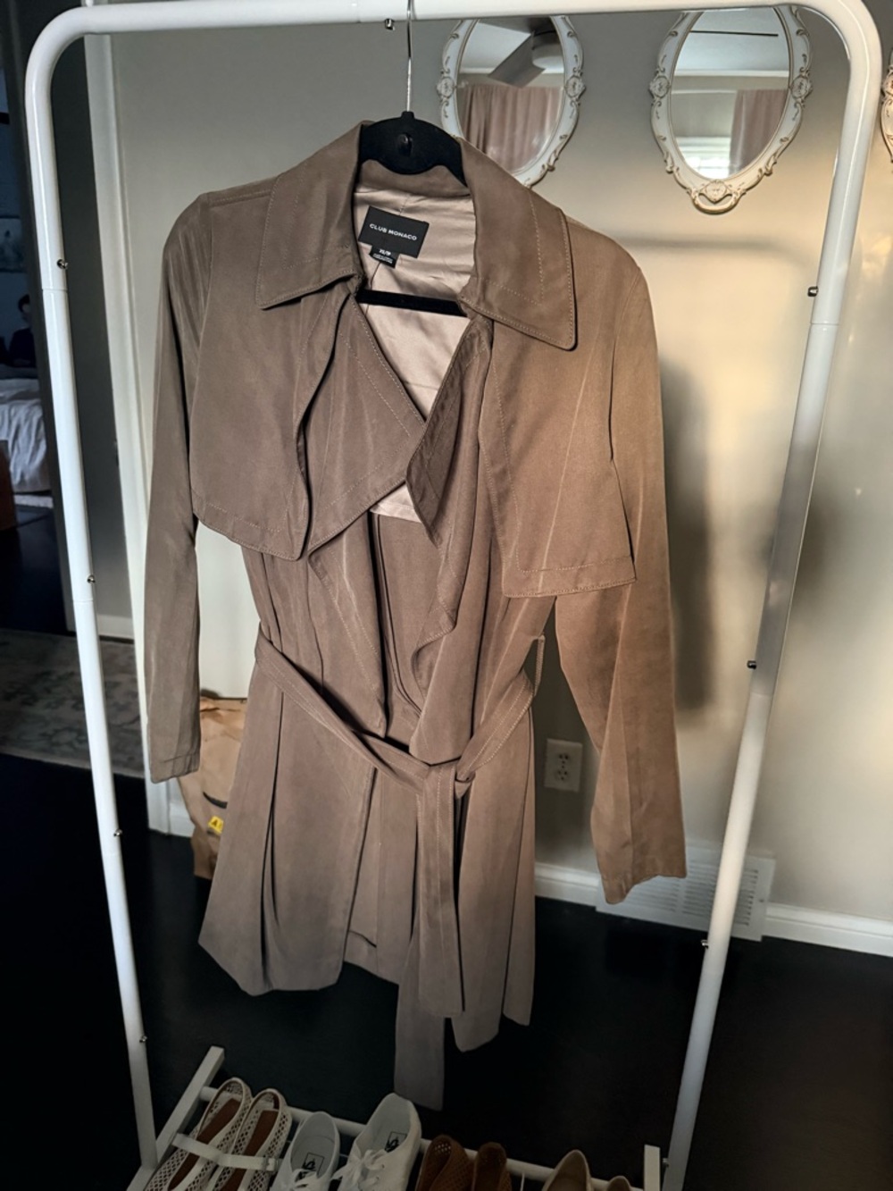 Club Monaco Women's Olive Trench Coat